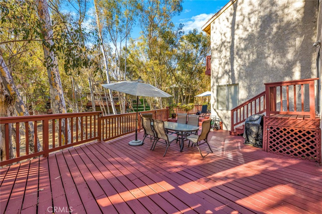 22431 Forest Hill