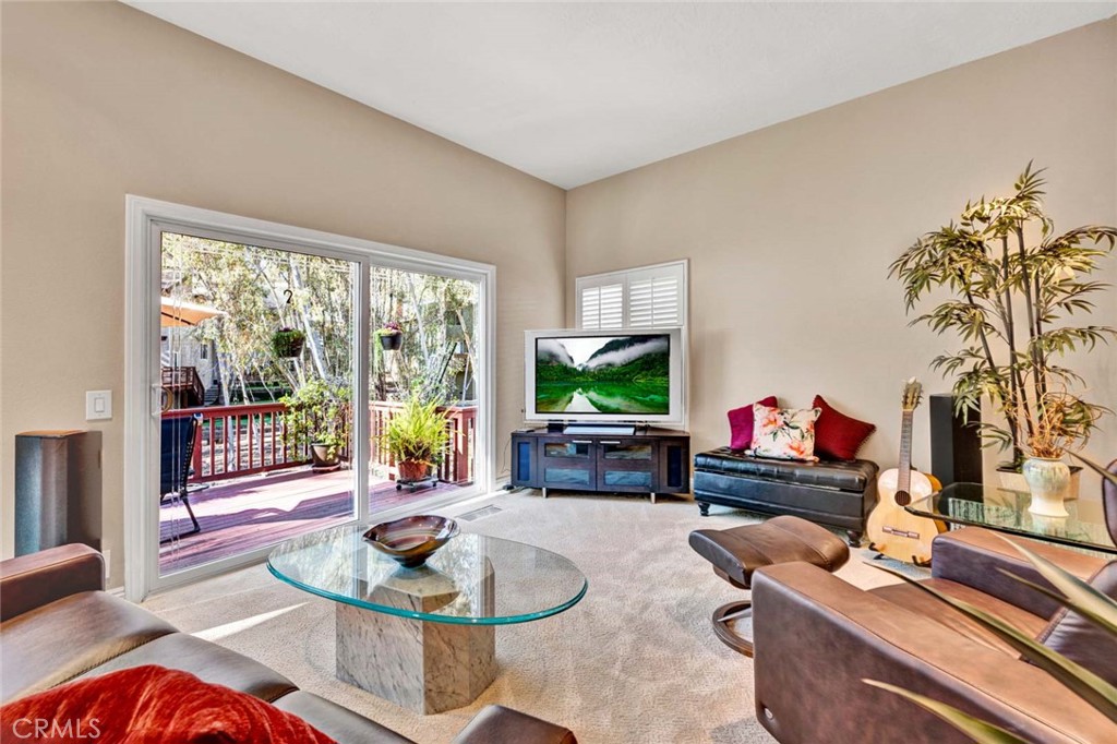 22431 Forest Hill