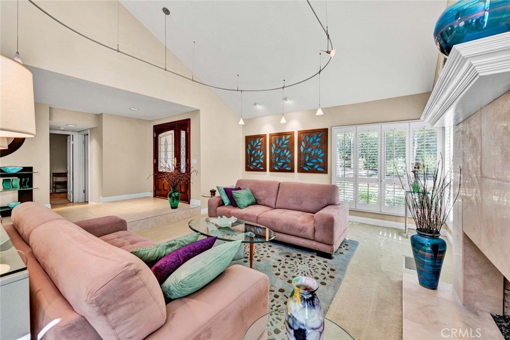 22431 Forest Hill