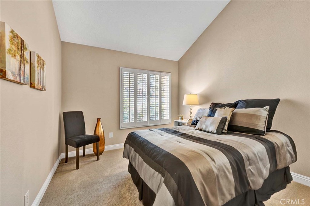 22431 Forest Hill