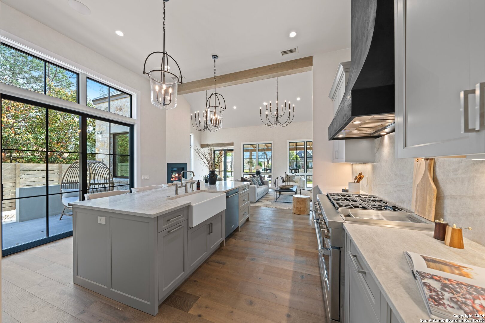 706 W. Creek