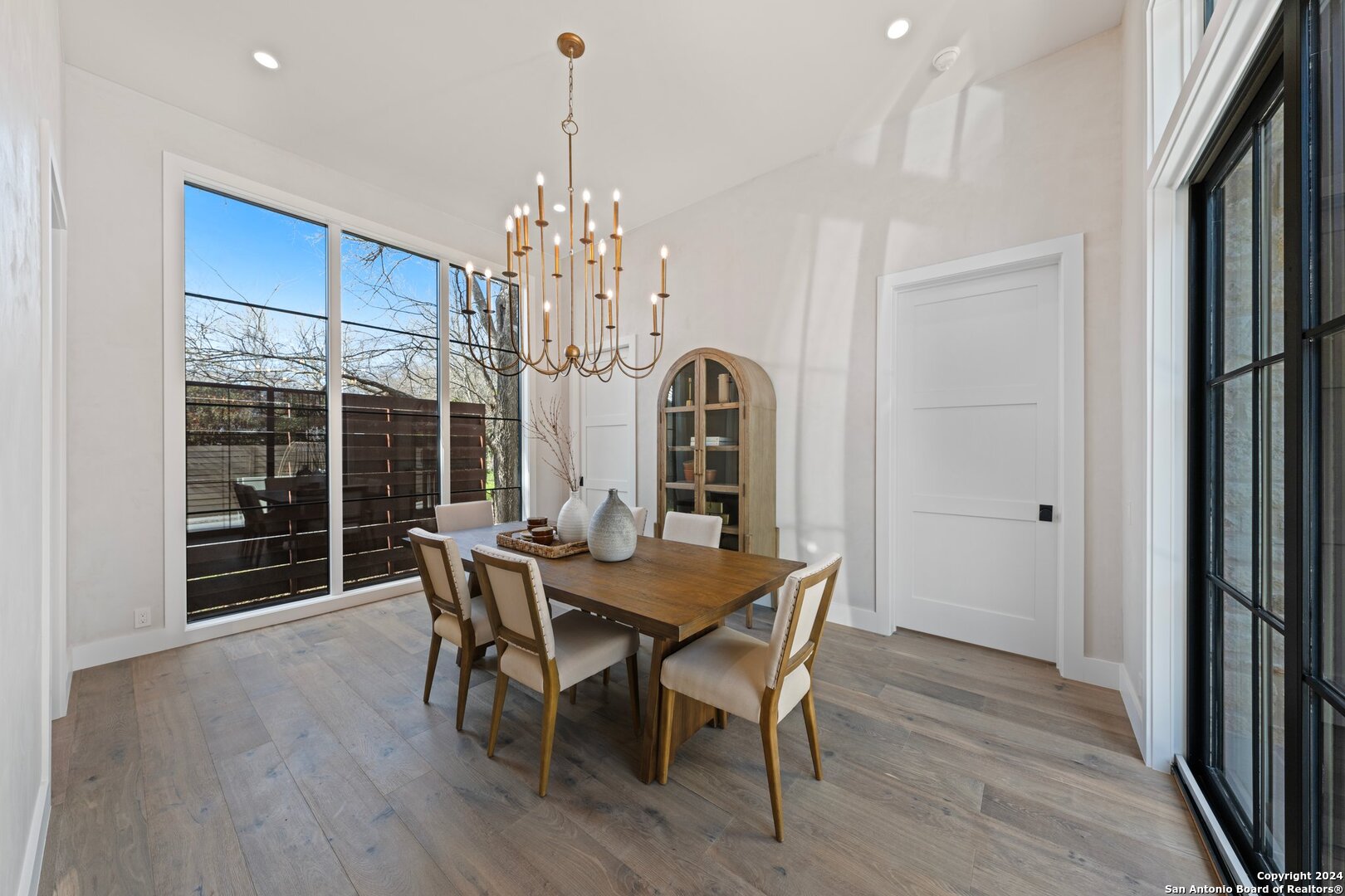 706 W. Creek