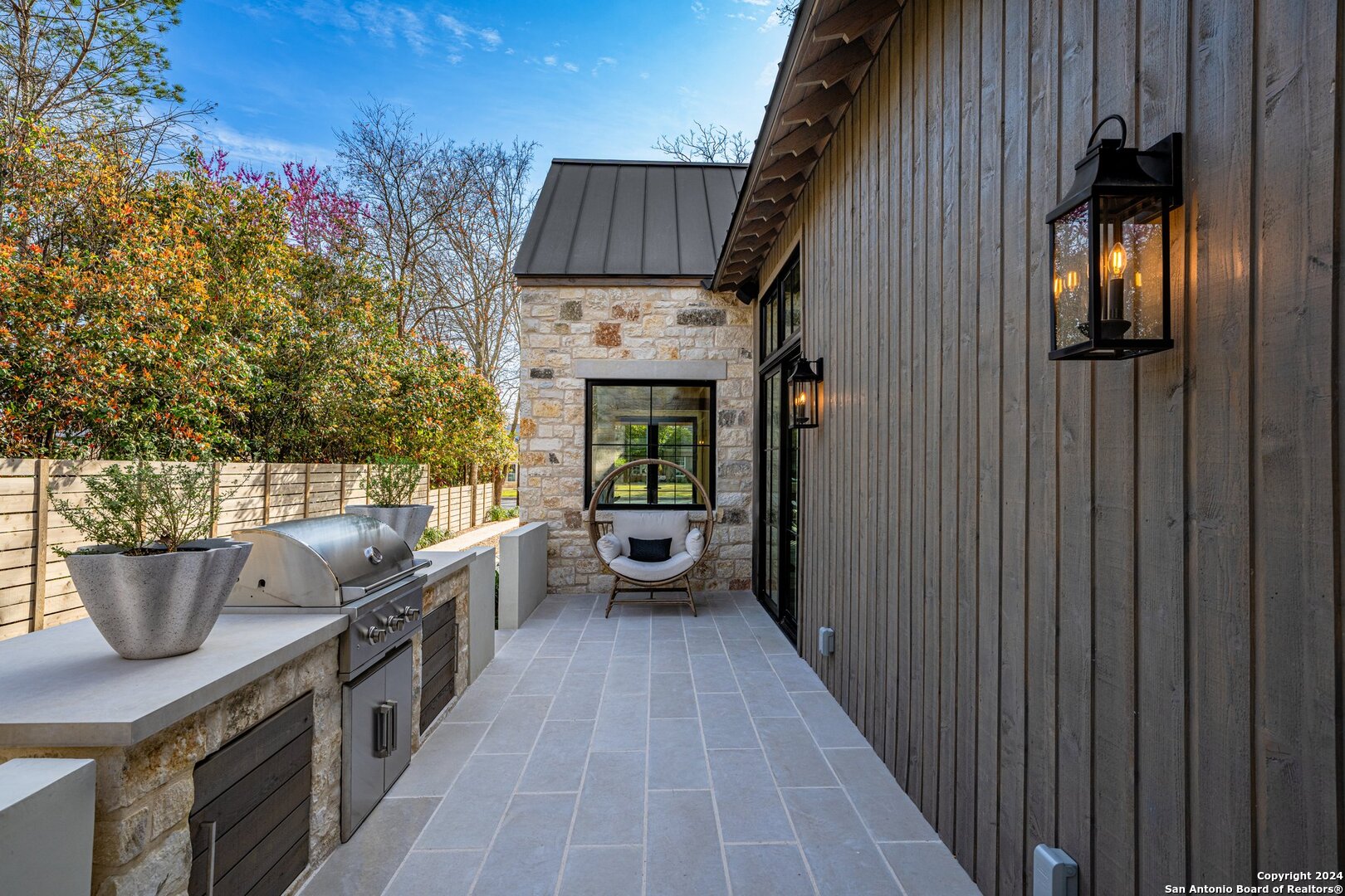 706 W. Creek