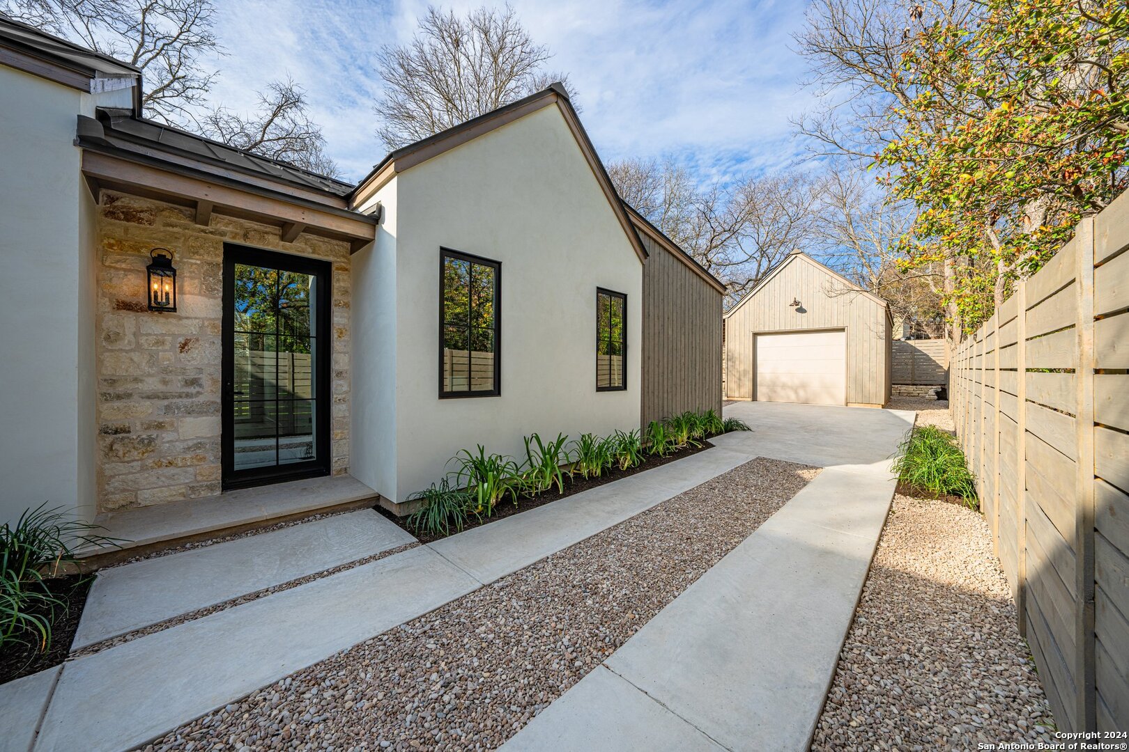 706 W. Creek