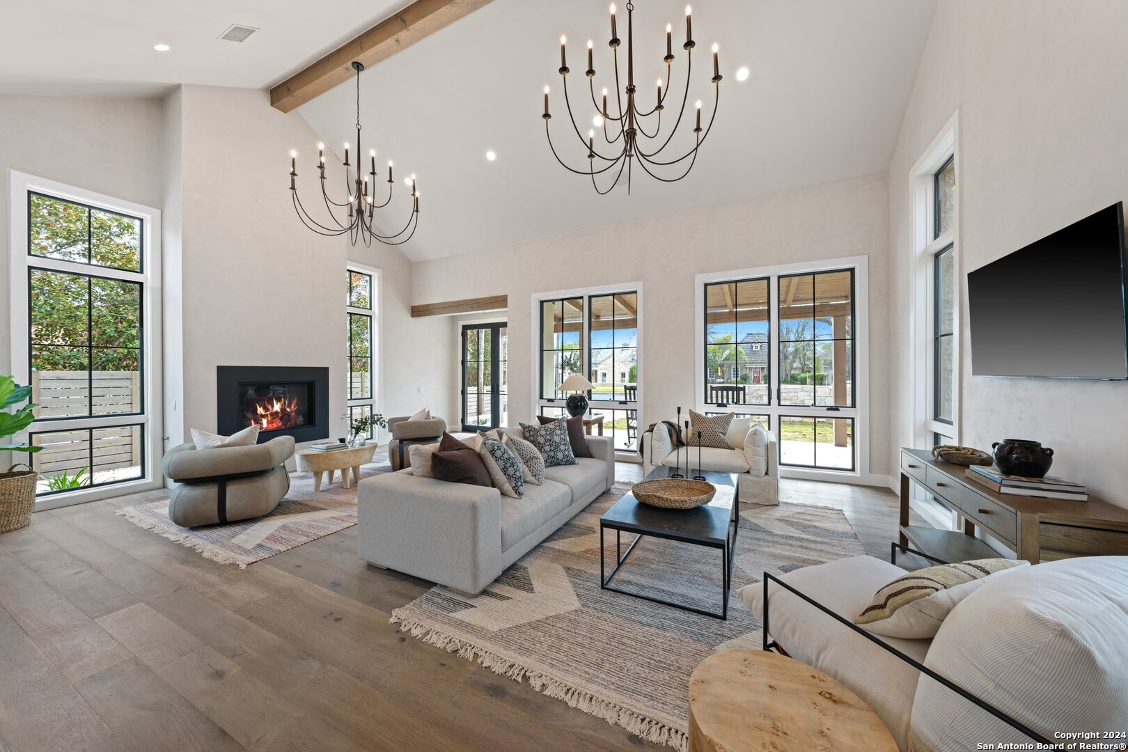 706 W. Creek