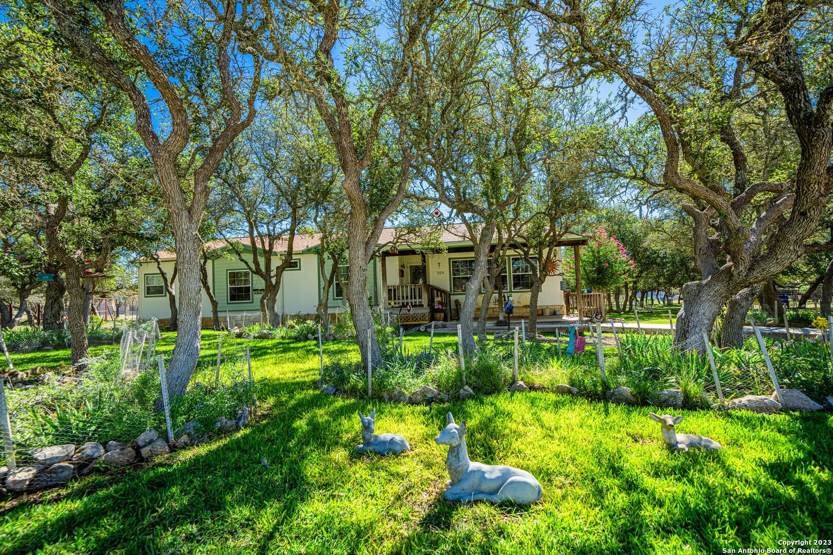 259 Burr Oak Trail