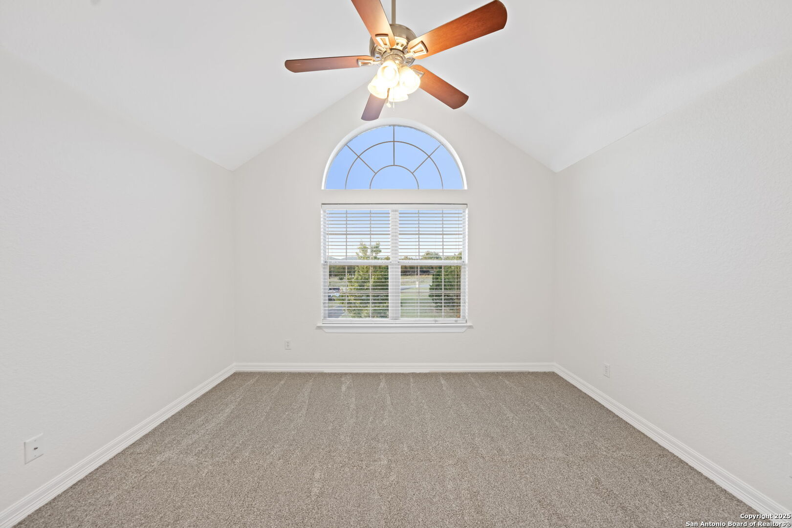 154 Lake View Dr