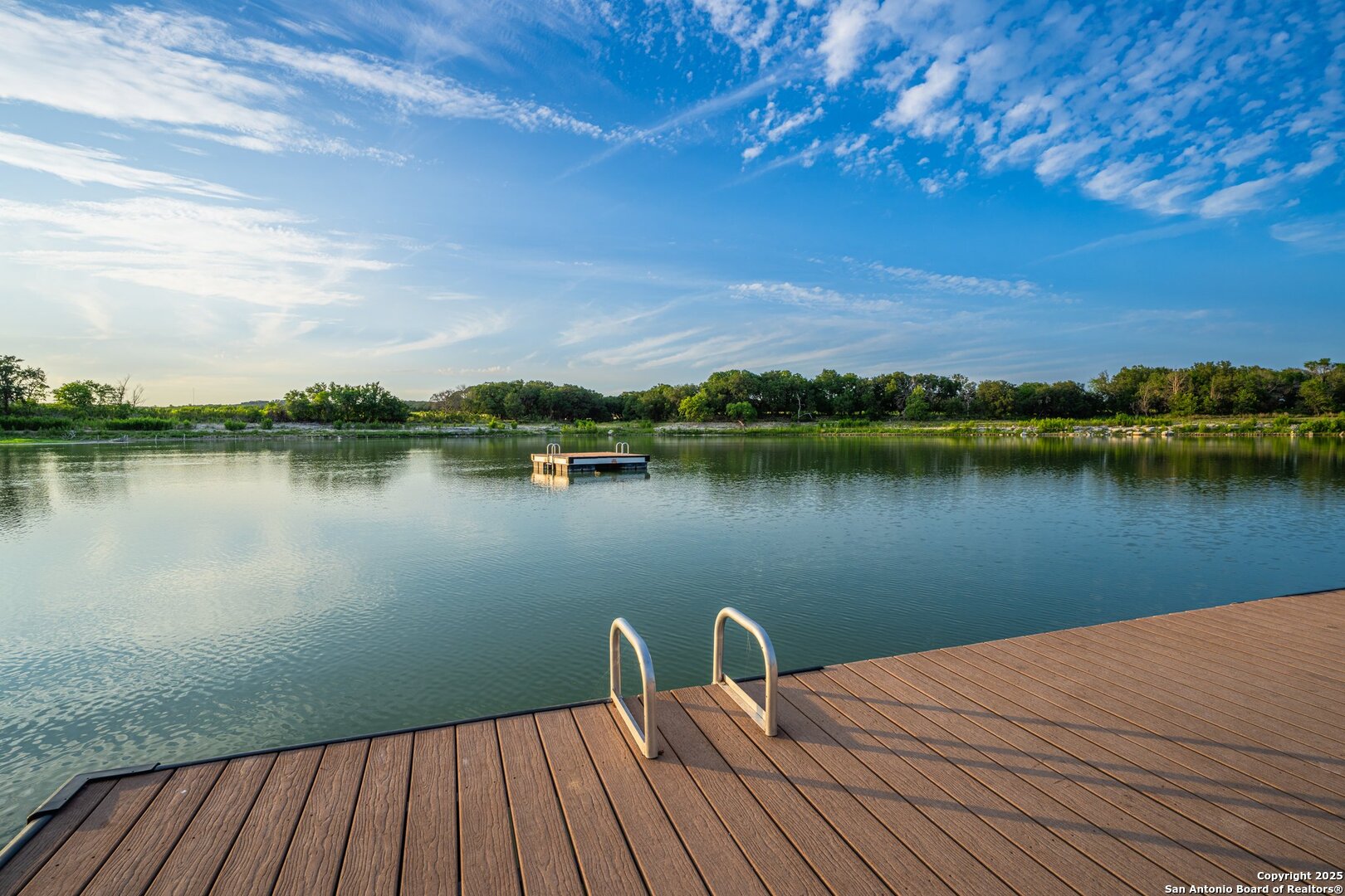 154 Lake View Dr