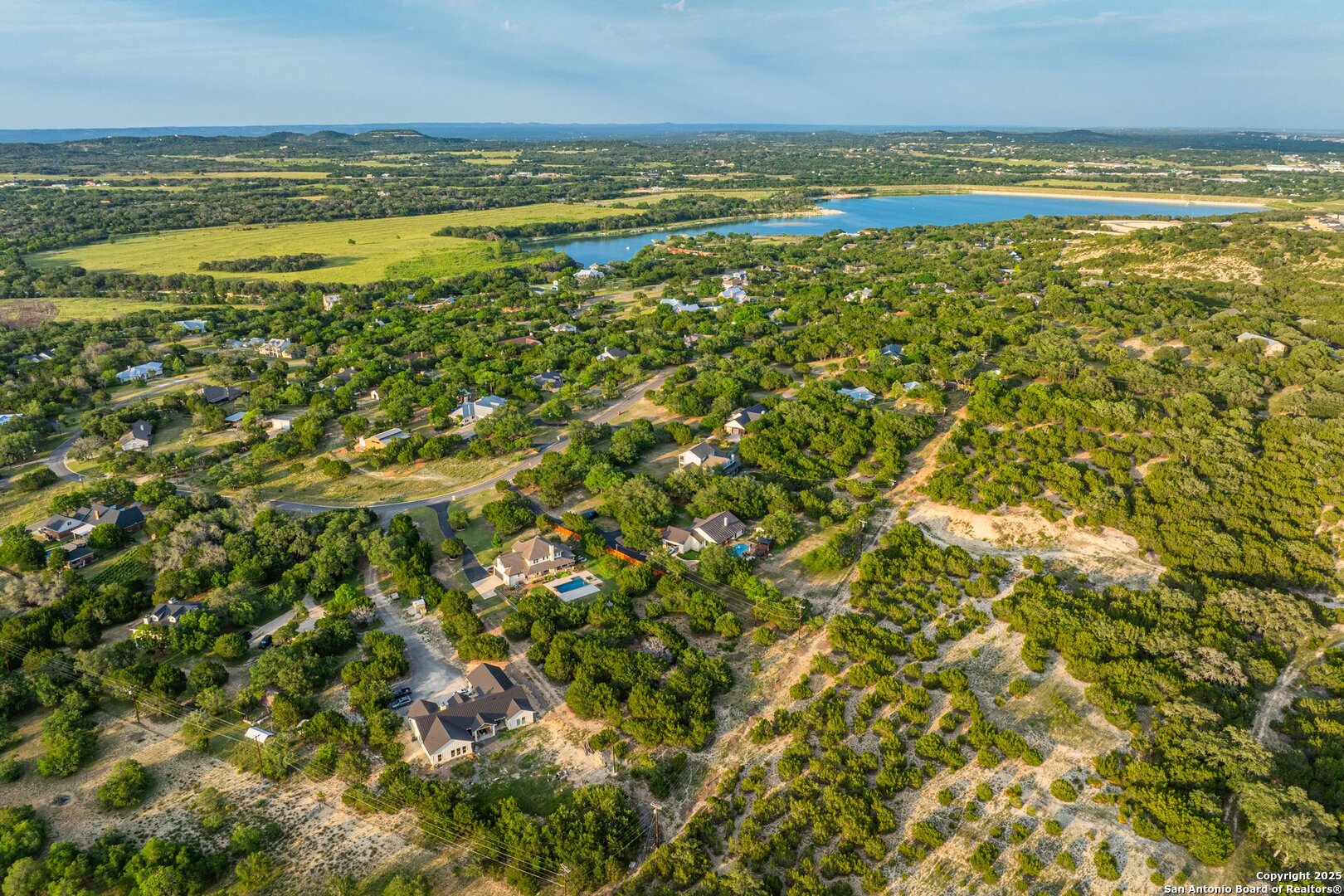 154 Lake View Dr