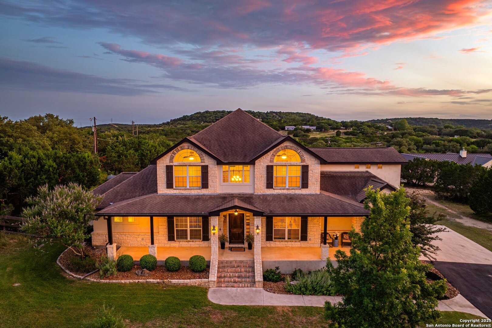 154 Lake View Dr