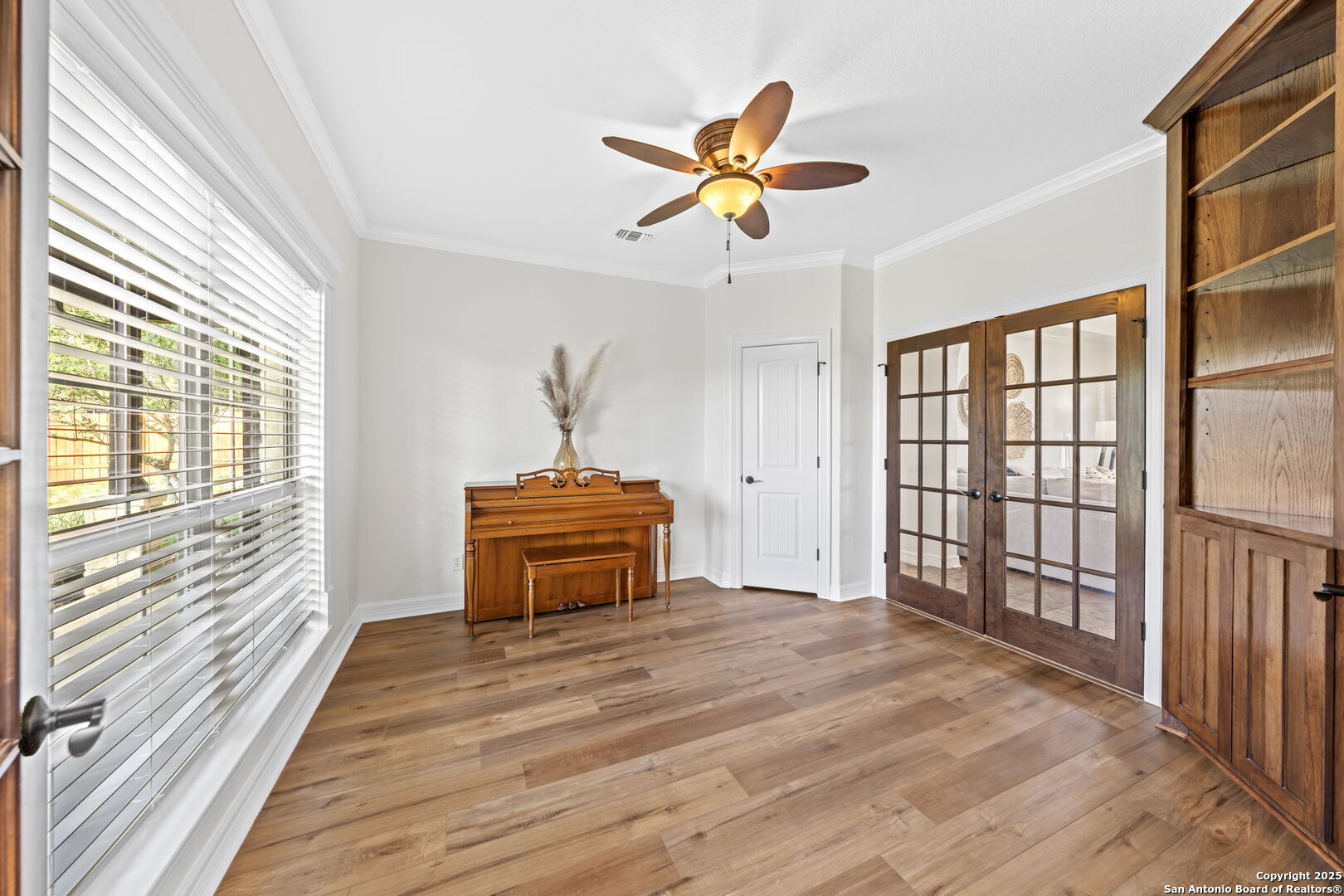 154 Lake View Dr