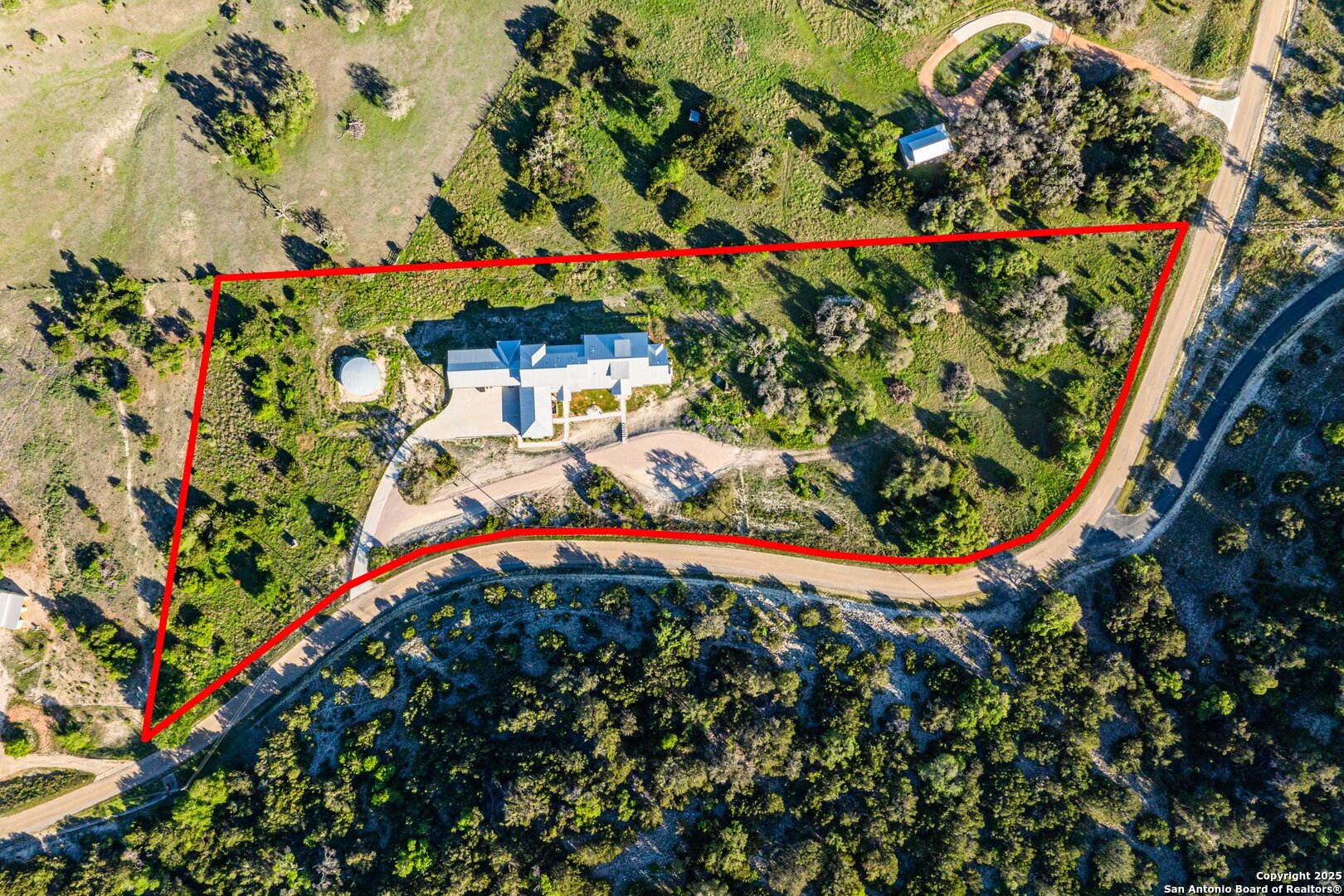 554 Seven Falls Dr