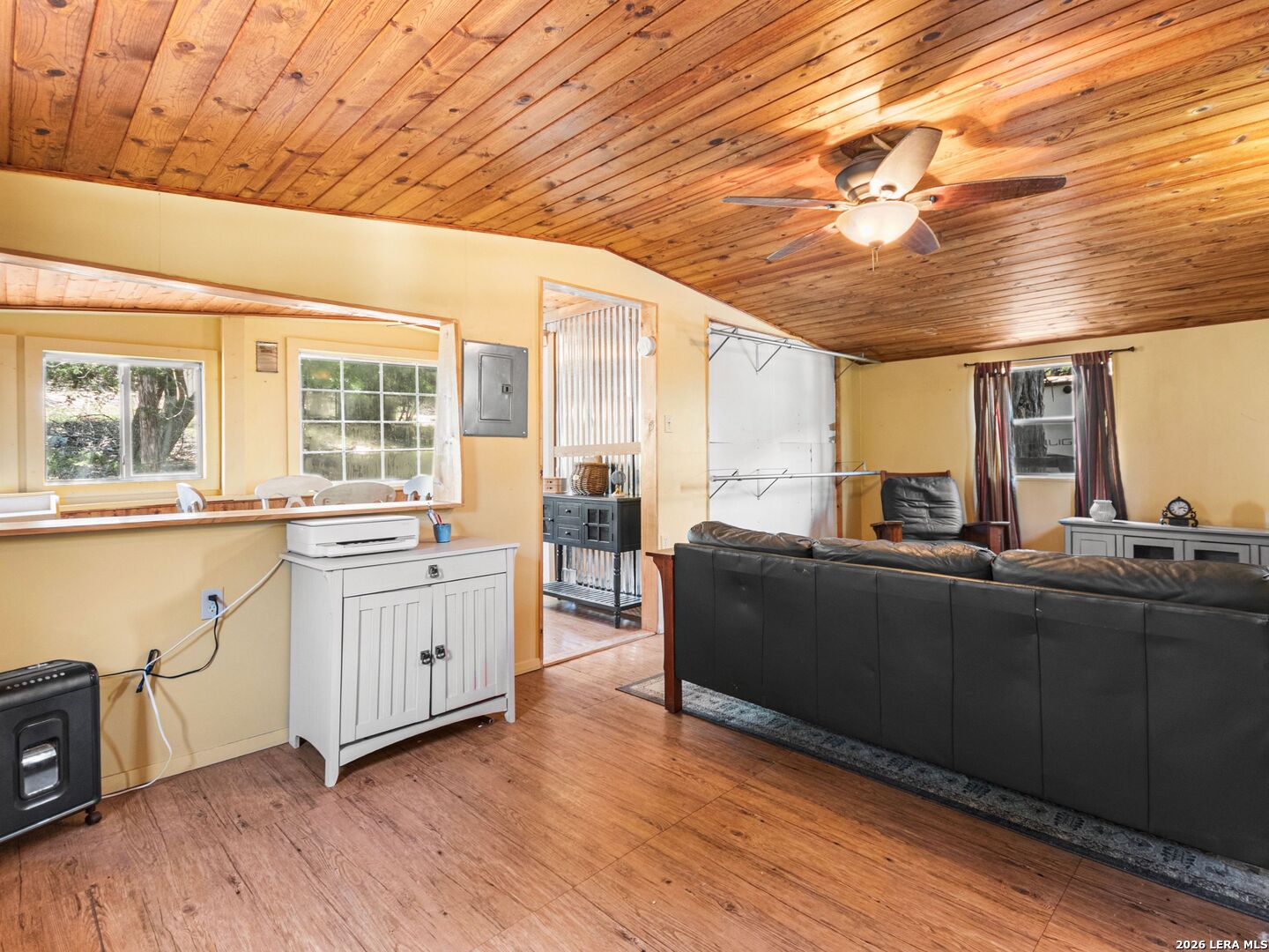 223 Canyon View Dr