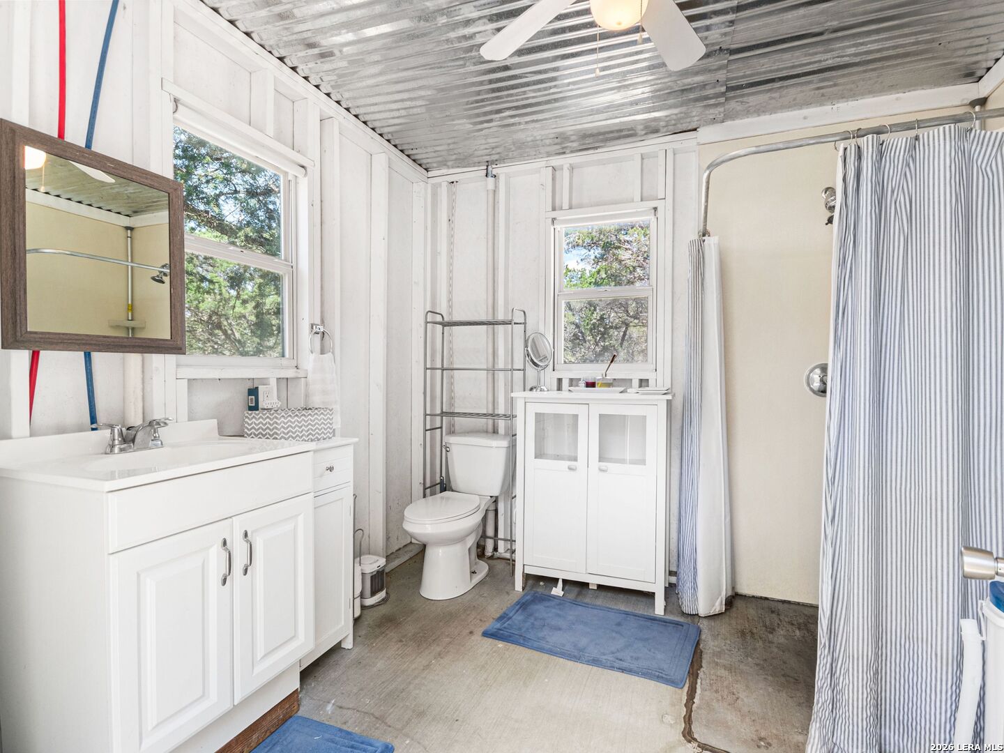223 Canyon View Dr