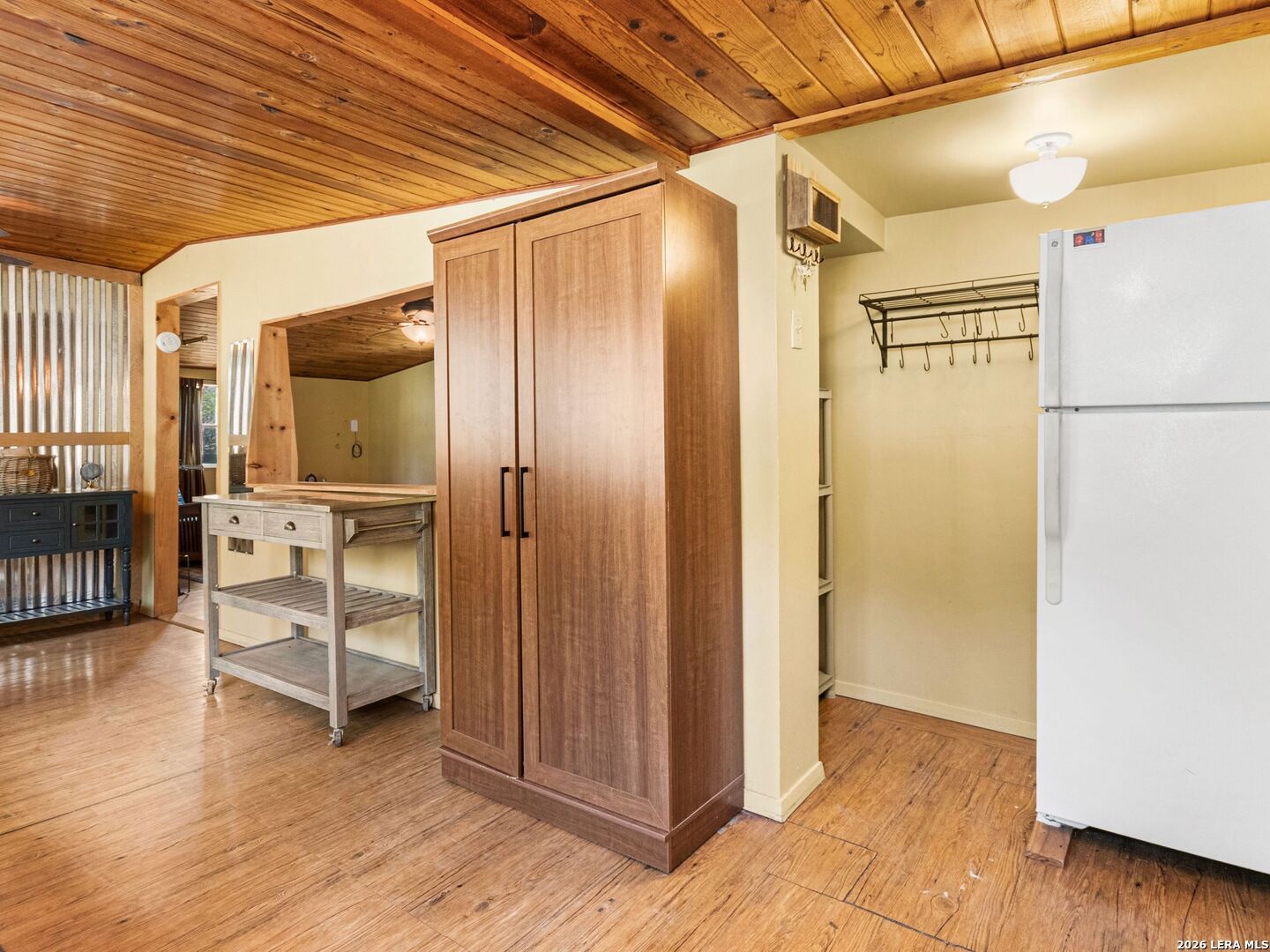 223 Canyon View Dr