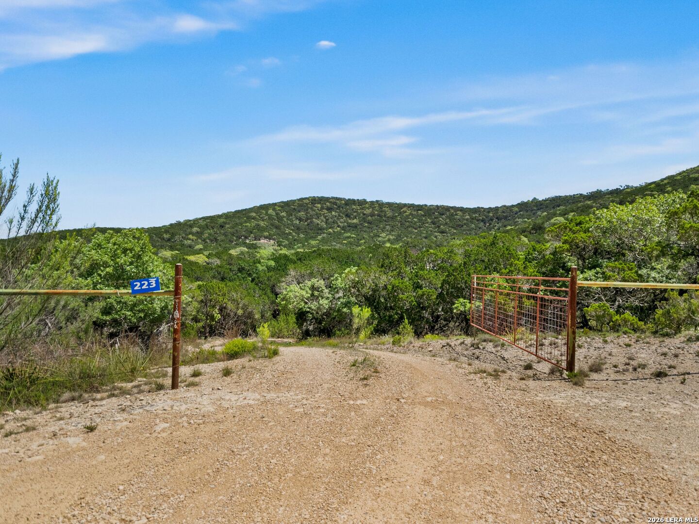 223 Canyon View Dr