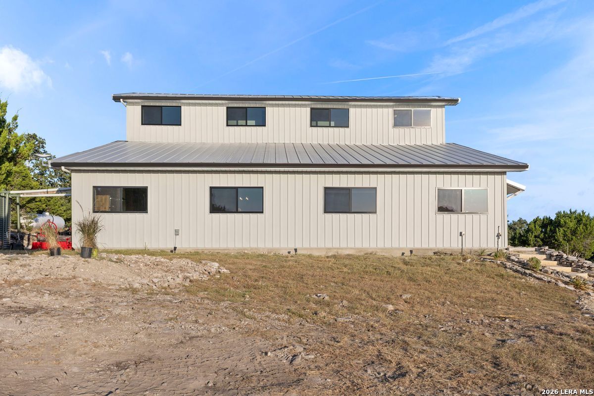103 Bluffview Cir