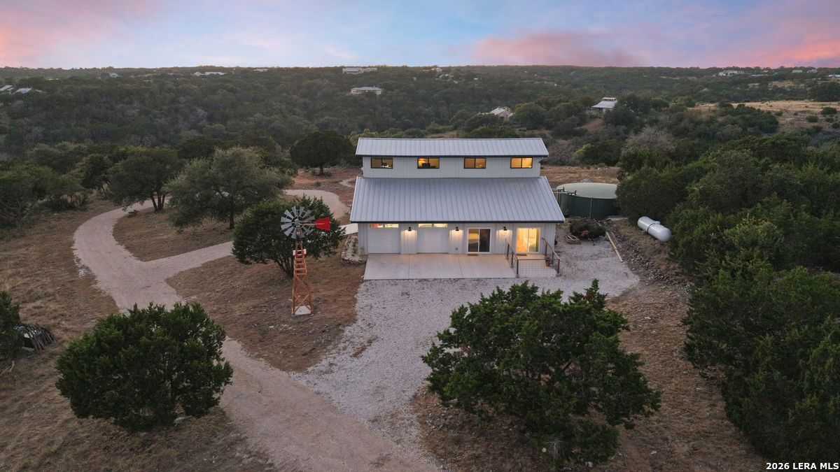 103 Bluffview Cir