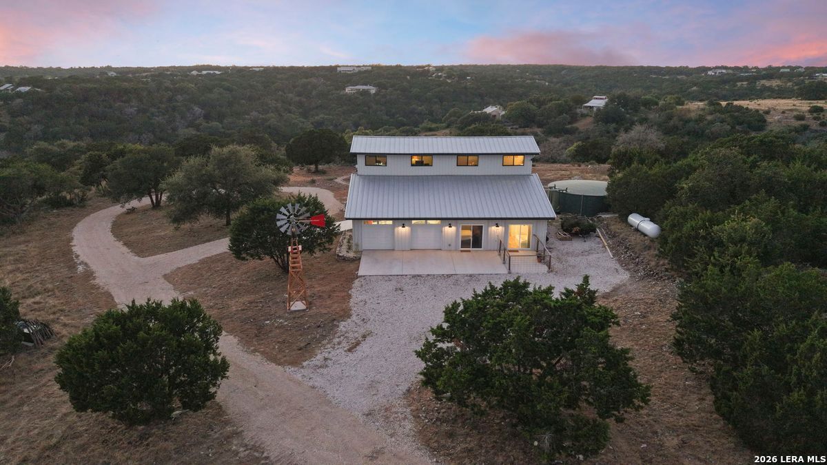 103 Bluffview Cir