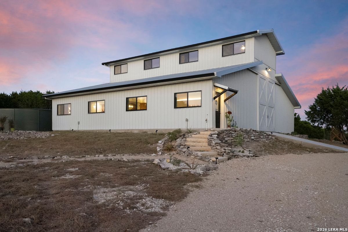 103 Bluffview Cir