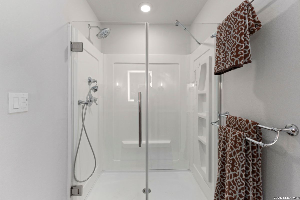 103 Bluffview Cir