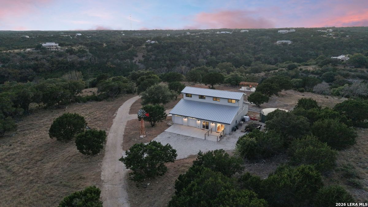 103 Bluffview Cir
