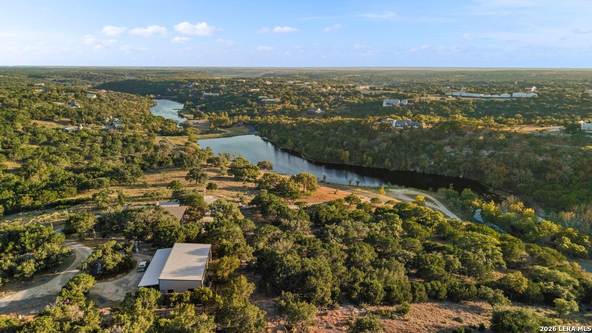 103 Bluffview Cir