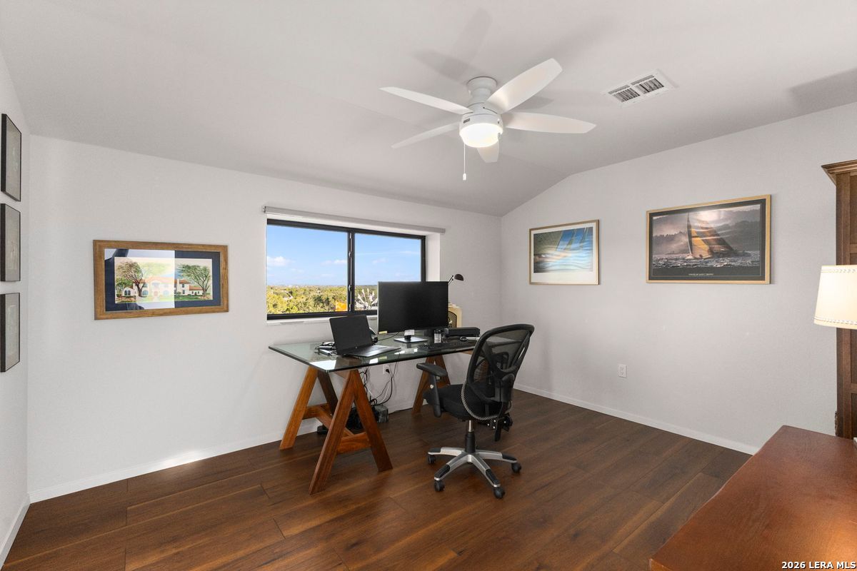 103 Bluffview Cir