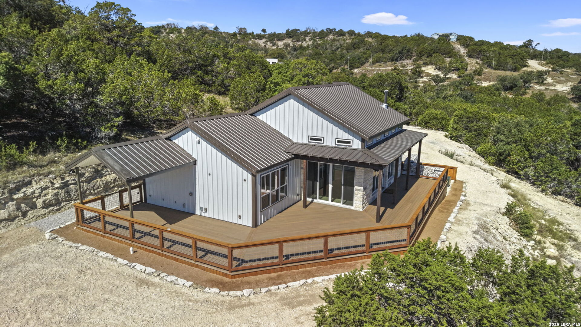 206 Valley Rd
