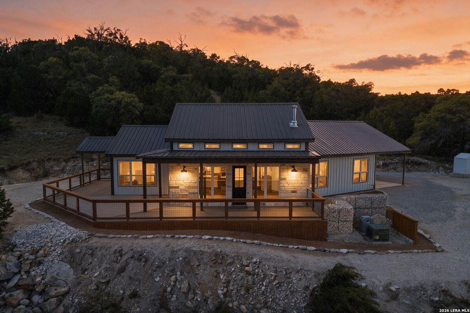 206 Valley Rd