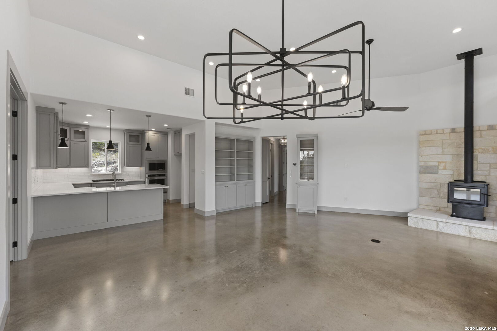 206 Valley Rd