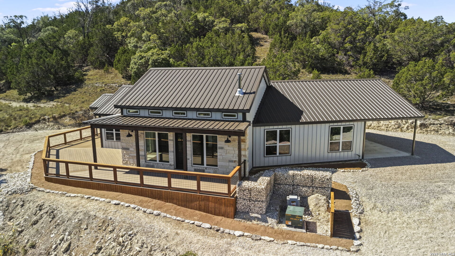 206 Valley Rd
