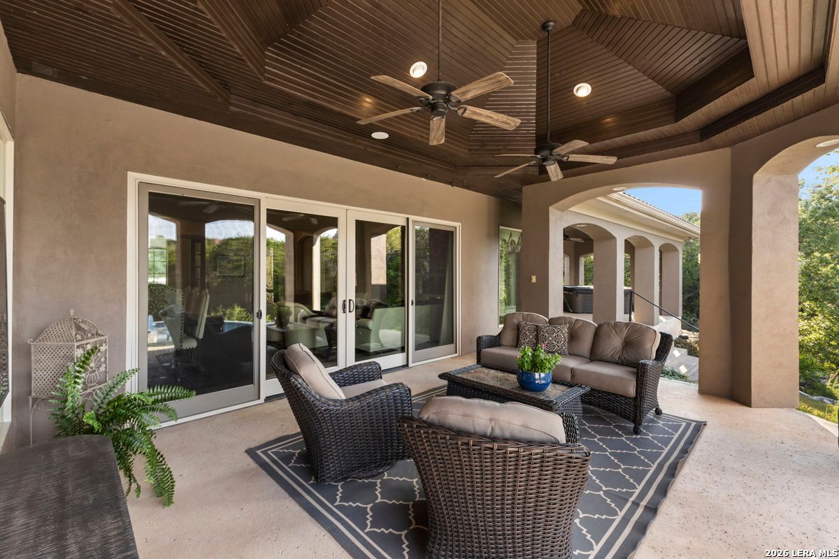 11101 Caliza Bluff