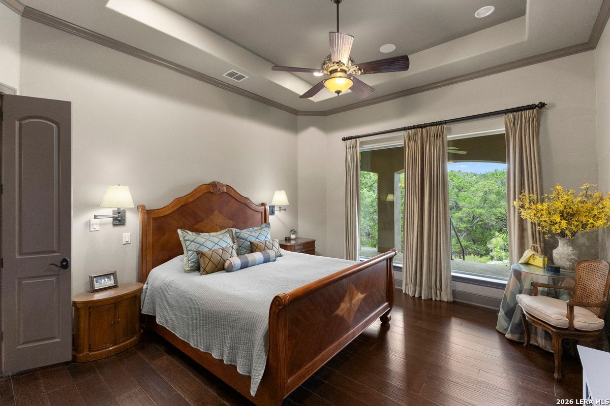 11101 Caliza Bluff