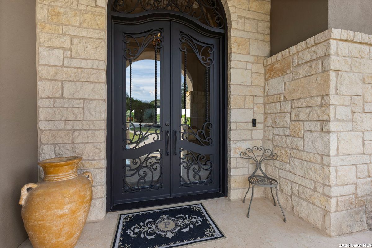 11101 Caliza Bluff