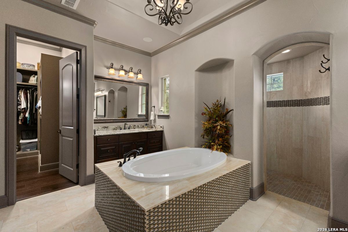11101 Caliza Bluff