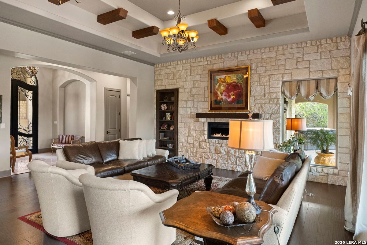 11101 Caliza Bluff
