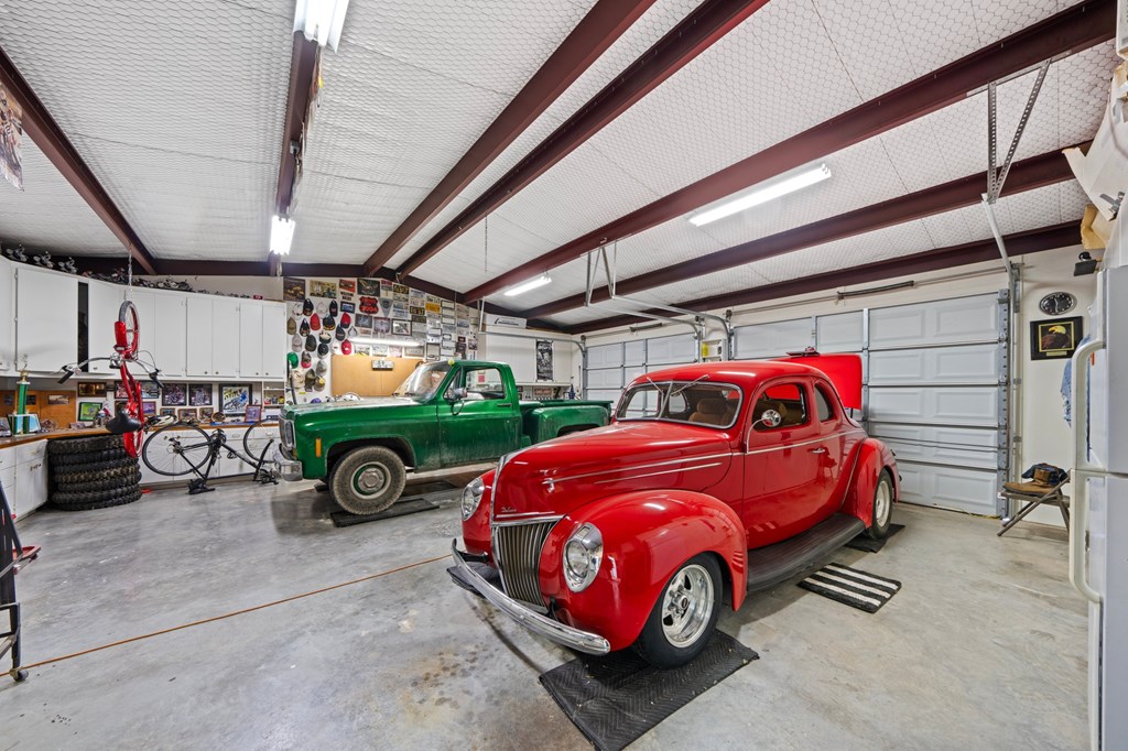 259 Burr Oak Trail