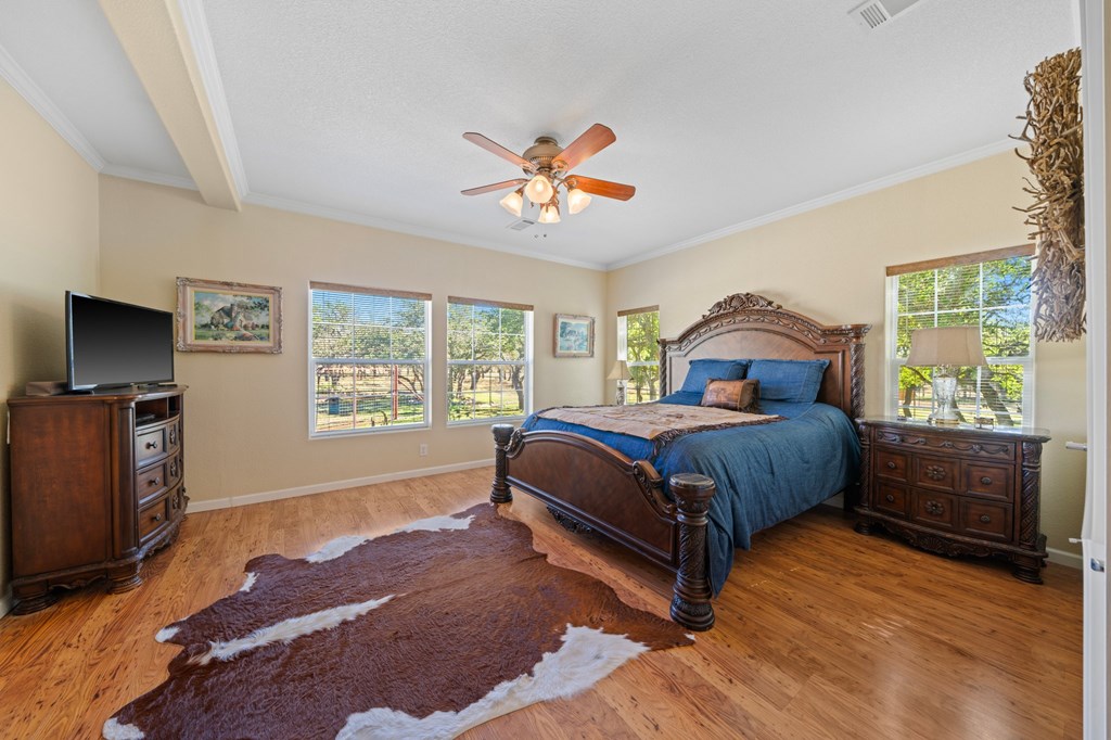 259 Burr Oak Trail