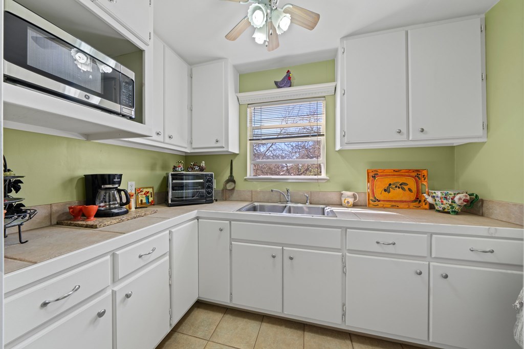 259 Burr Oak Trail