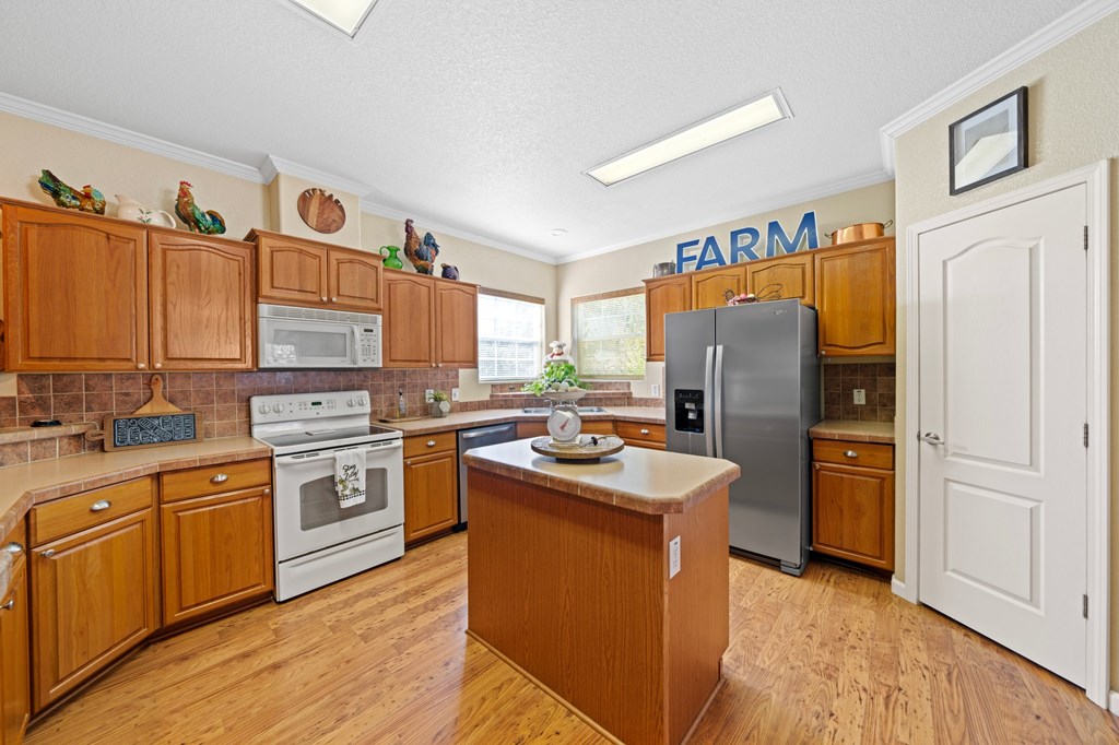 259 Burr Oak Trail