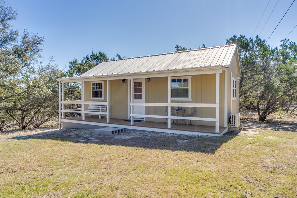 1501 Nixon Lane