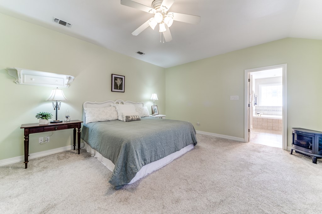 1501 Nixon Lane