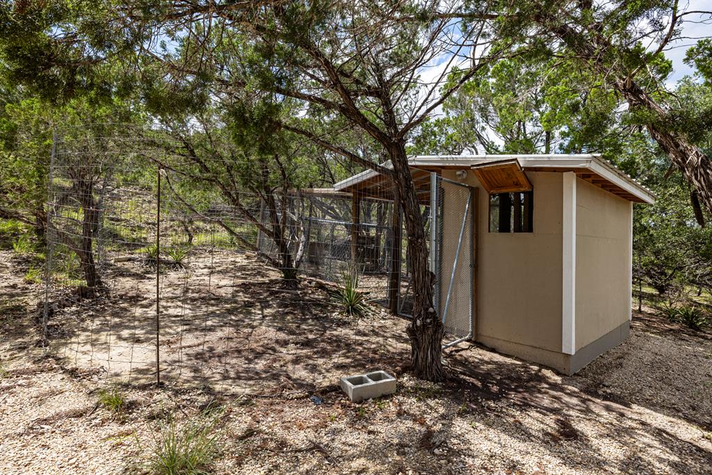 1501 Nixon Lane