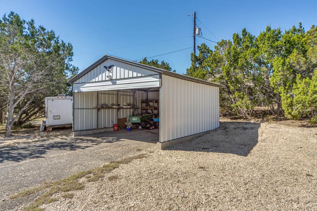 1501 Nixon Lane