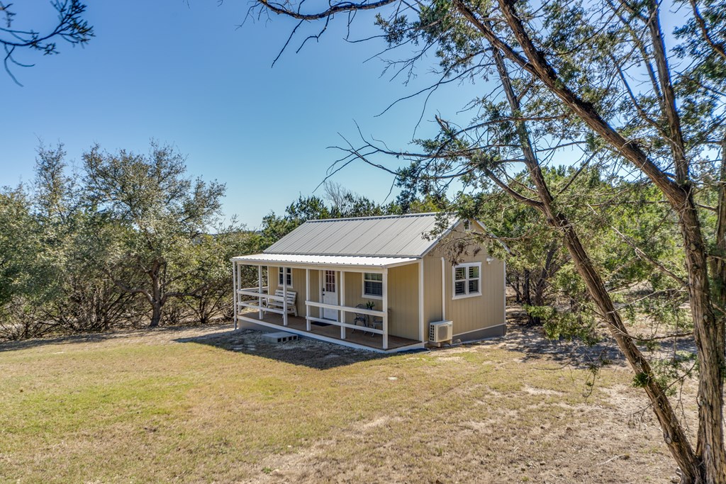 1501 Nixon Lane
