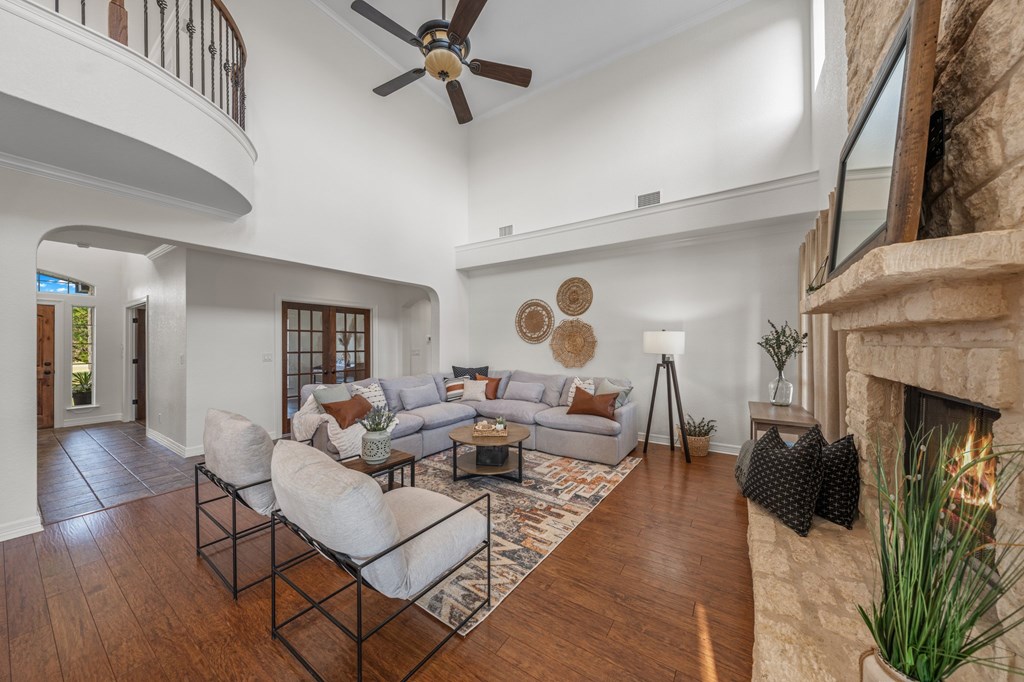 154 Lakeview Dr
