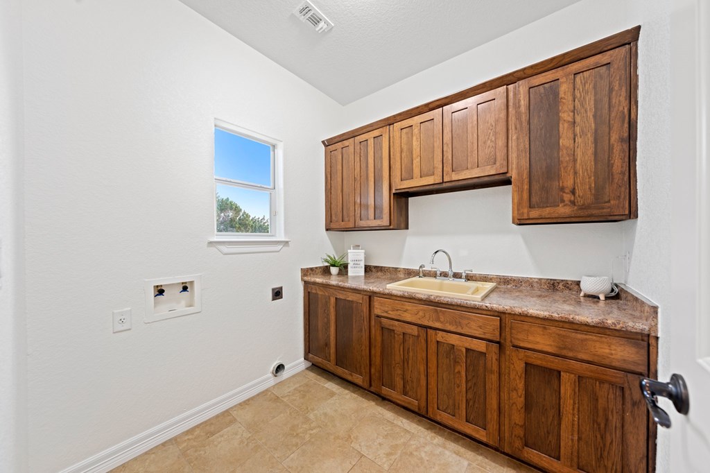 154 Lakeview Dr