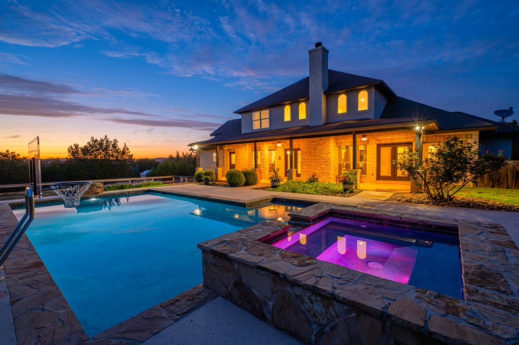 154 Lakeview Dr