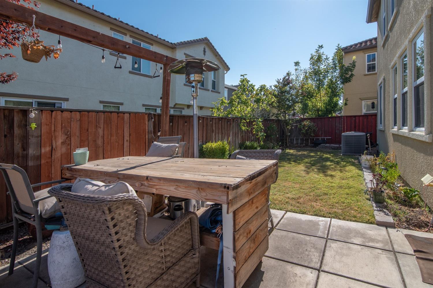 2758 Nicolson Circle